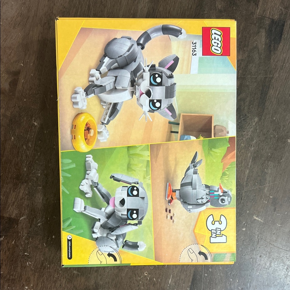 LEGO 3-in-1 Gray and White Cat Set